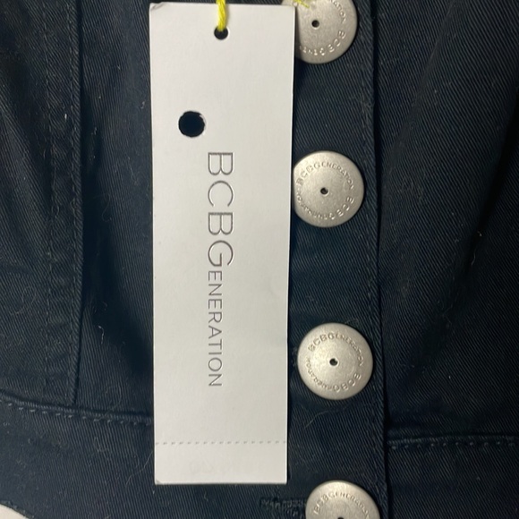 🖤 BCBGENERATION BCBG black halter crop top mall goth emo 90s y2k 2000s US 6 🖤 - Picture 4 of 8